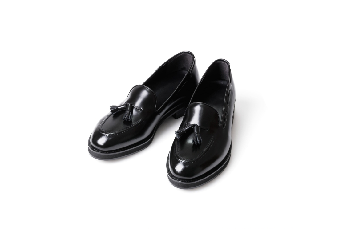 スクリーンショット_10-2-2026_232059_www.adelo.jp