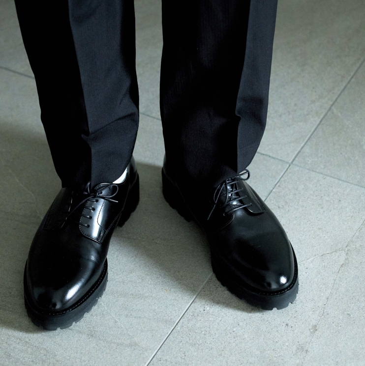 スクリーンショット_10-2-2026_2388_www.adelo.jp